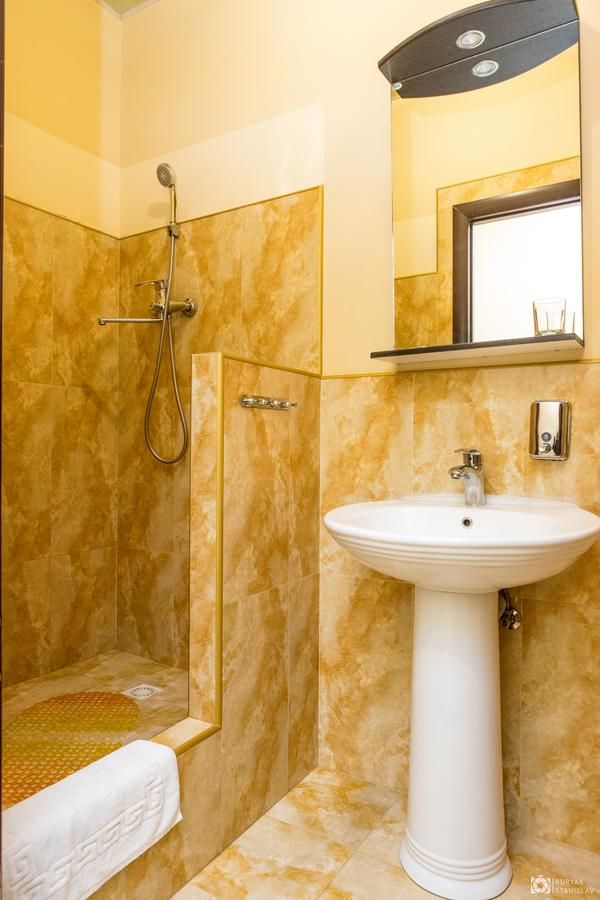 Апартаменты Seven Eleven Apartment HOTEL in Most City Днепр-33