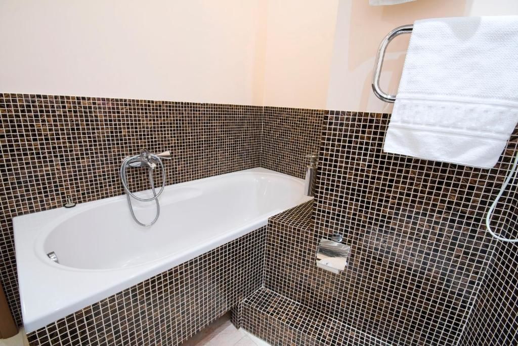 Апартаменты Seven Eleven Apartment HOTEL in Most City Днепр-68