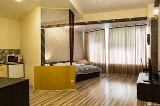Апартаменты Seven Eleven Apartment HOTEL in Most City Днепр Улучшенные апартаменты-4