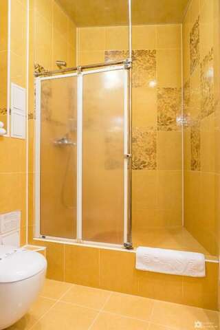Апартаменты Seven Eleven Apartment HOTEL in Most City Днепр Улучшенные апартаменты-29